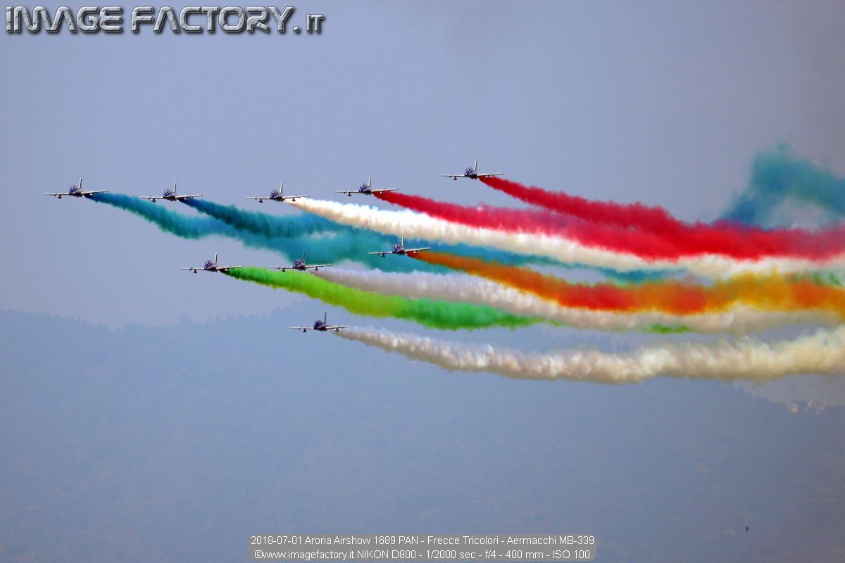 2018-07-01 Arona Airshow 1689 PAN - Frecce Tricolori - Aermacchi MB-339